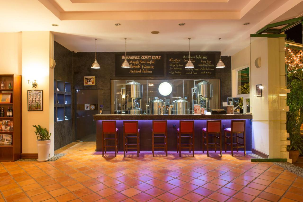 Himawari Hotel Apartments Phnom Penh Zewnętrze zdjęcie